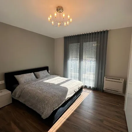 Luxury Penthouse With Terrace And Private Parking In Daire *