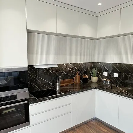 Luxury Penthouse With Terrace And Private Parking In Daire